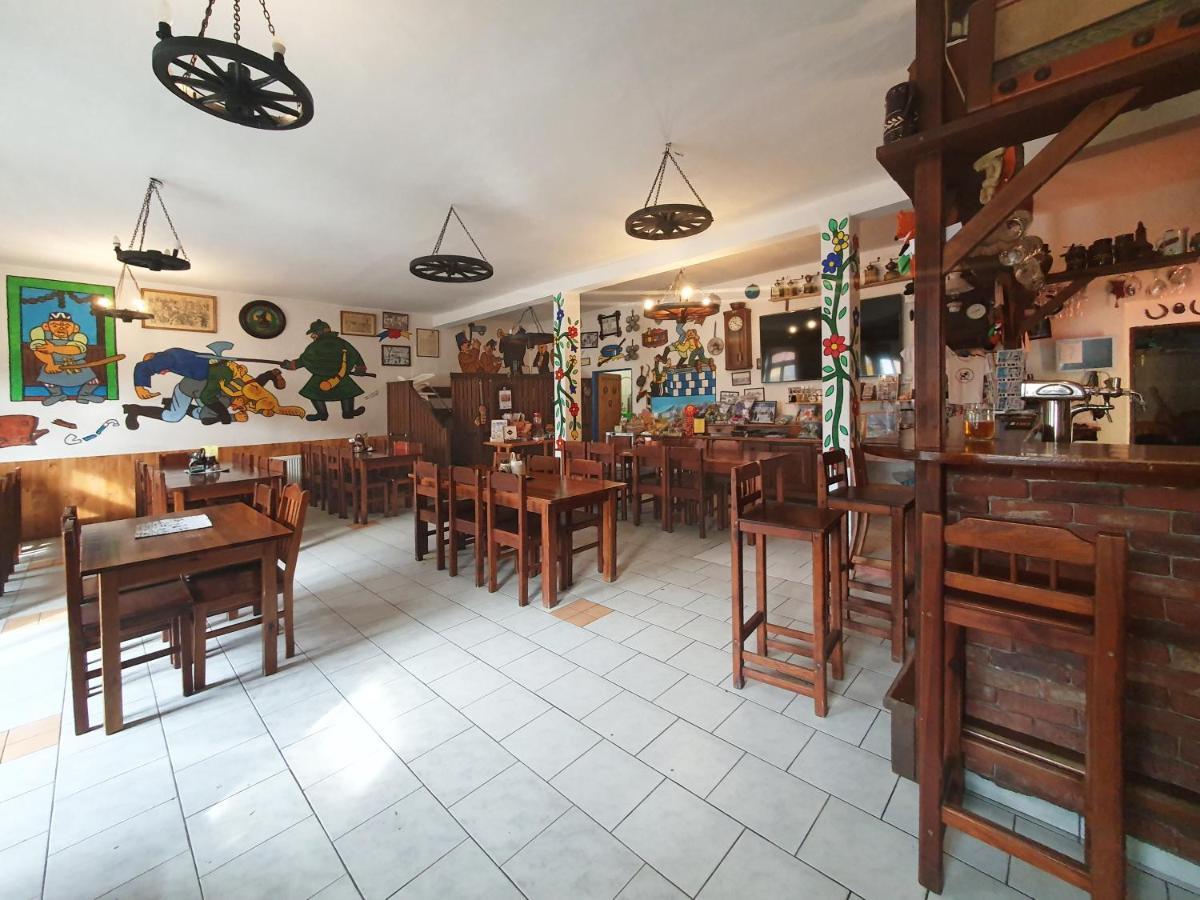 Penzion Hrusicka Restaurace A *