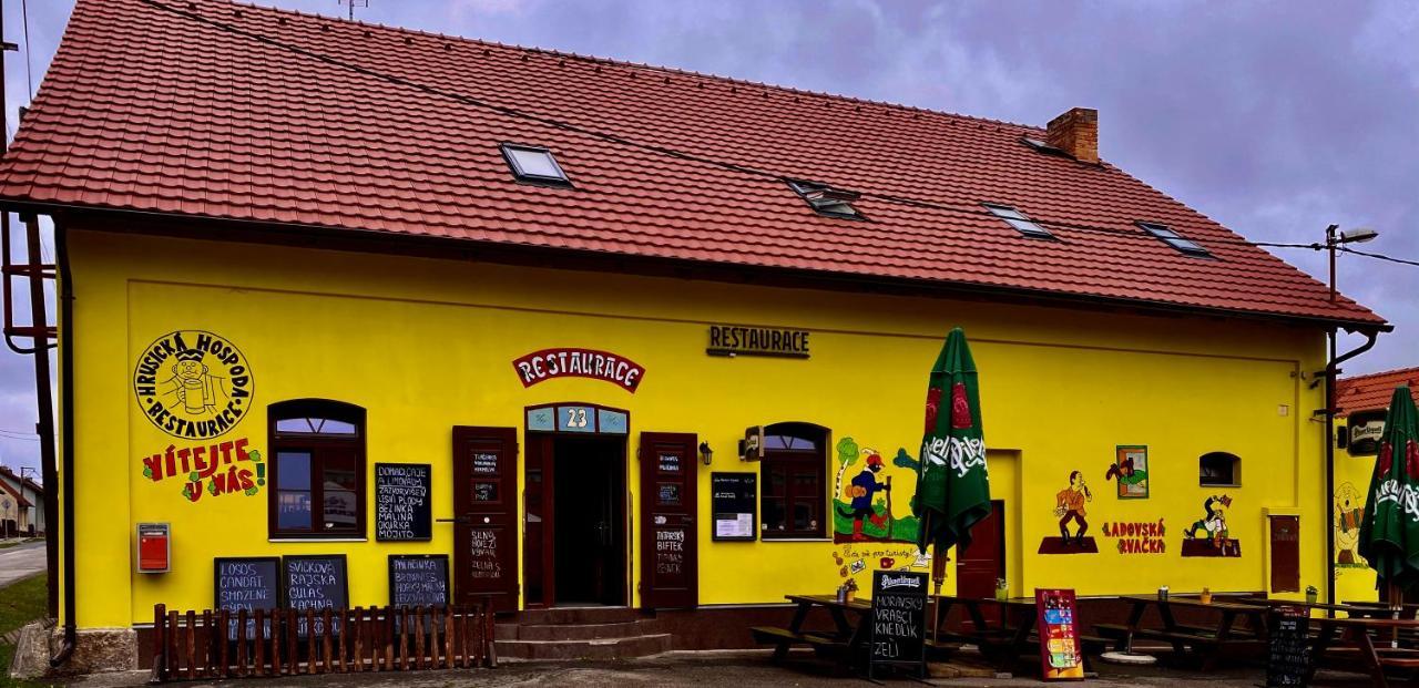 Hrusicka Restaurace A Guest house Hrusice